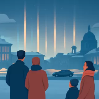 Pilares de luz iluminan el cielo invernal de San Petersburgo, Rusia